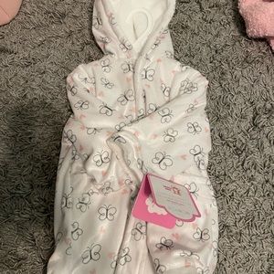 NWT baby girl bathrobe